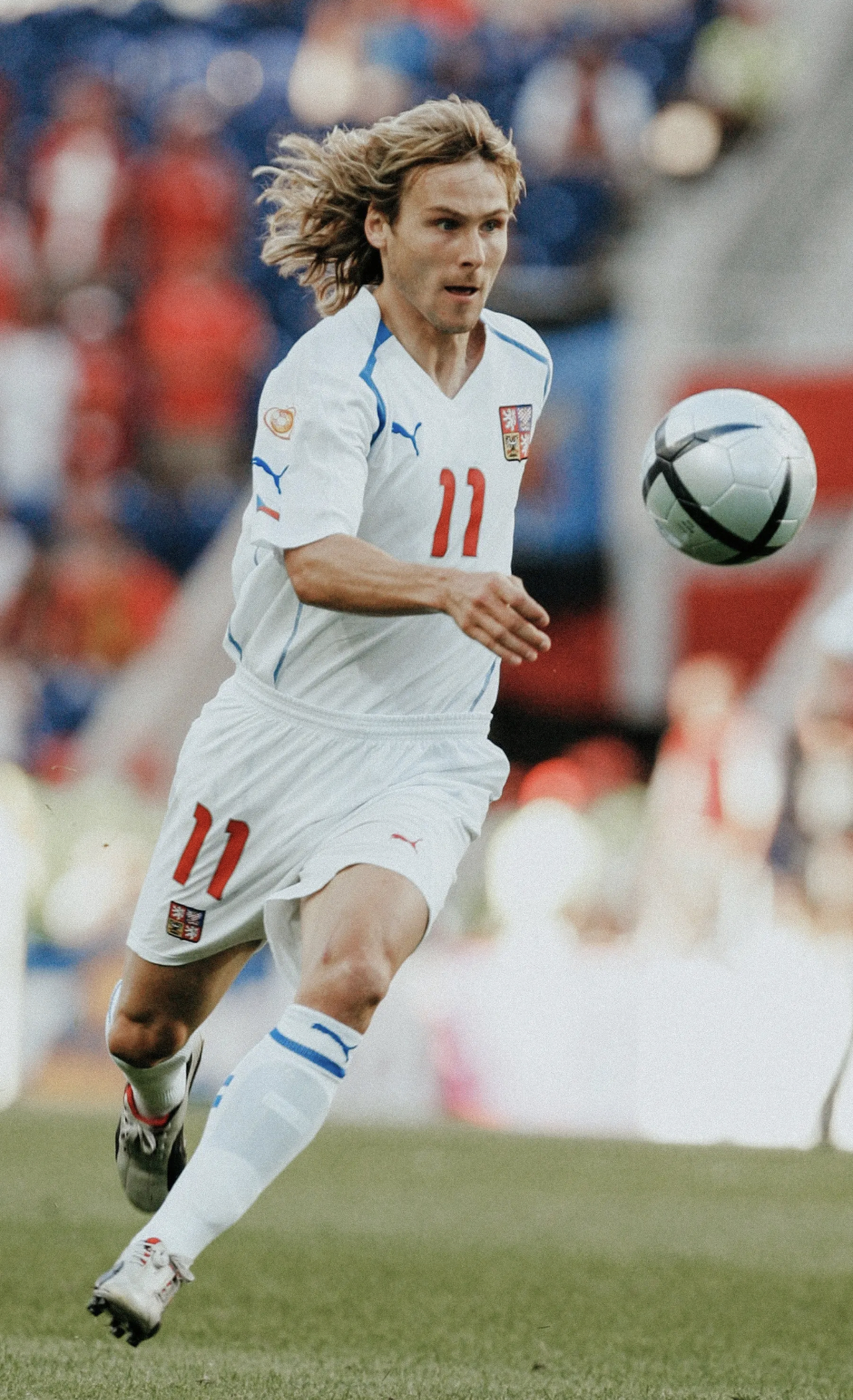  p>帕维尔·内德维德(捷克语:pavel nedvěd),1972年8月30日出生于