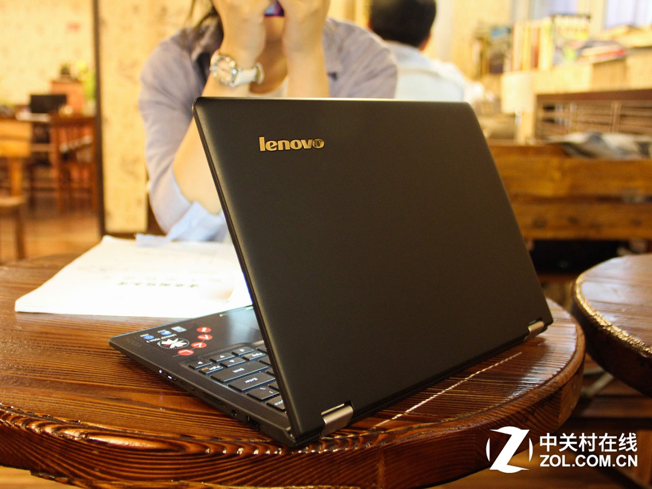 联想yoga3 11 黑色版