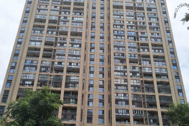 由佛山市南海区万科金域蓝湾房地产有限公司建成,总建筑面积580000,总