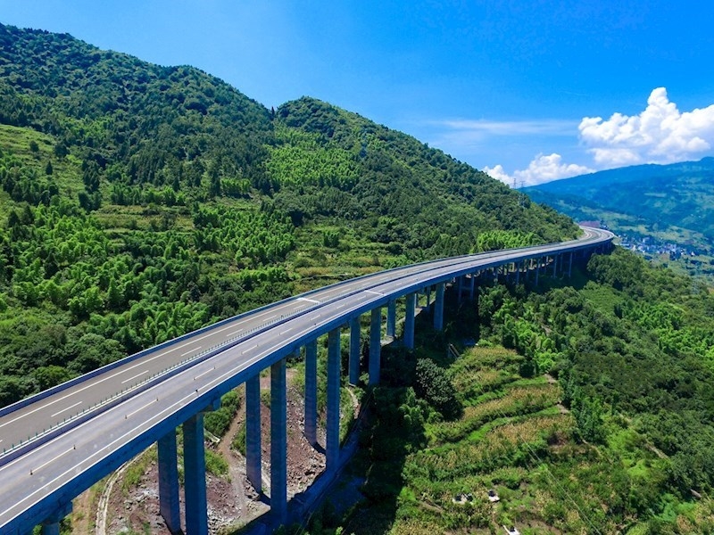 古蔺高速公路(xuyong-gulin expressway),简称"叙古高速",是中国四川