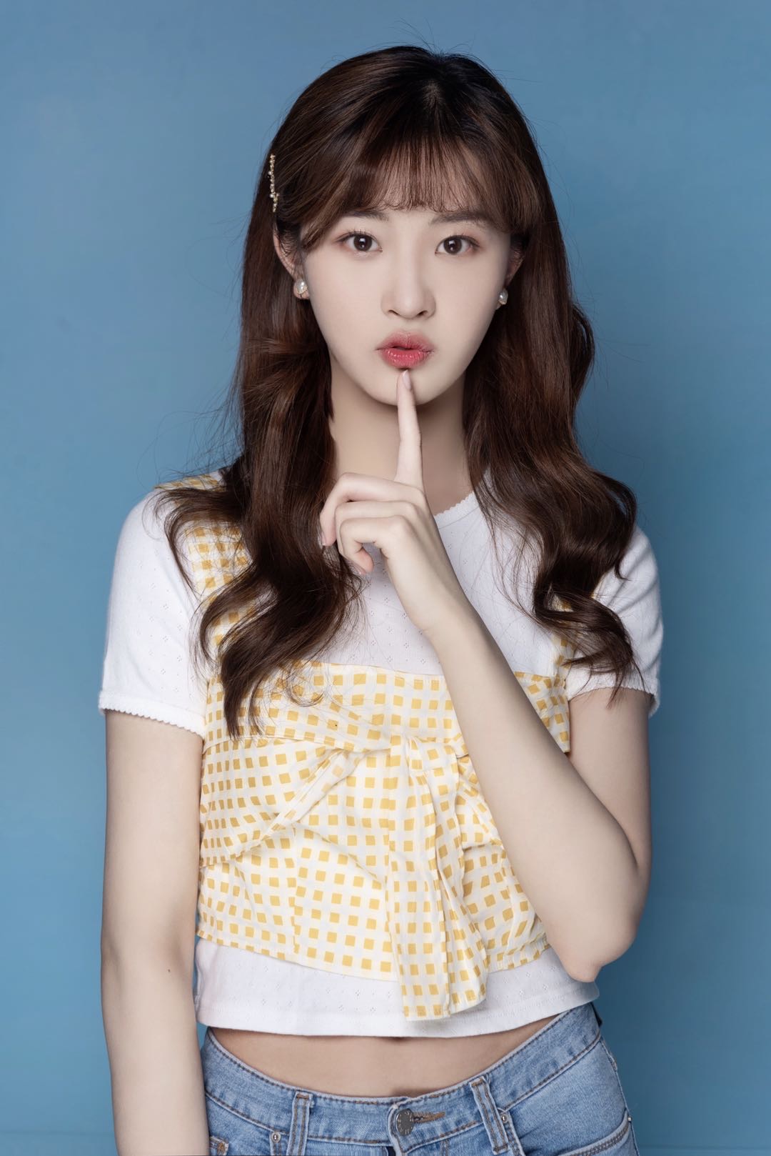  p data-id="stuqluzvue0o">钟雯冠,2000年10月25日出生于湖南省 a