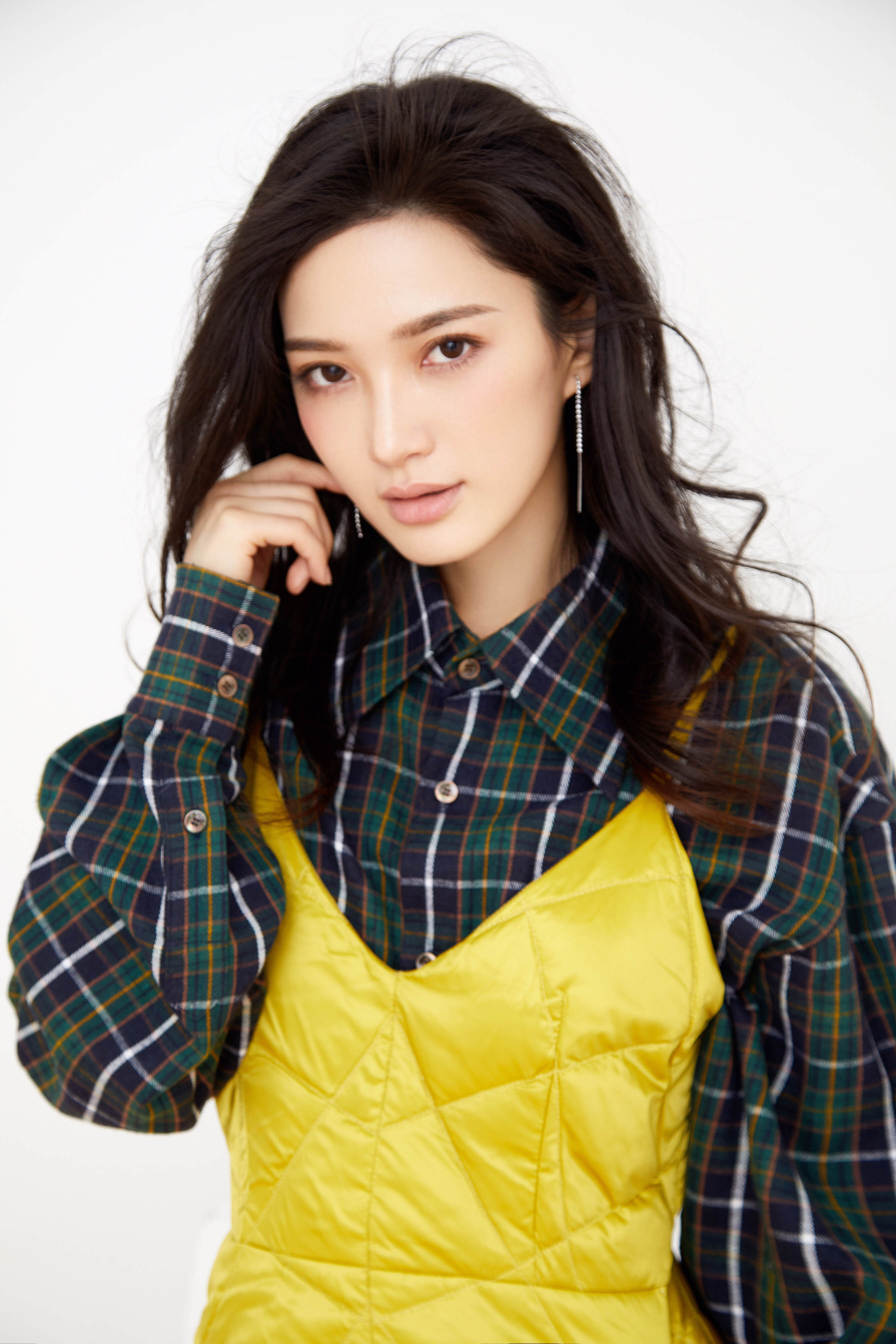 scv">丁丁,1987年1月19日出生于山东省济南市,中国内地流行乐女歌手