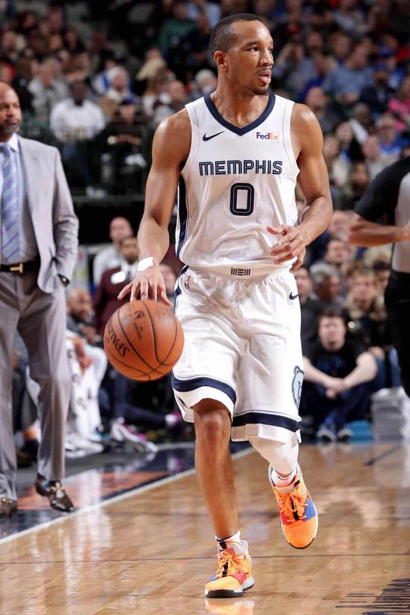  p>埃弗里·布拉德利(avery bradley),1990年11月26日出生于 a target