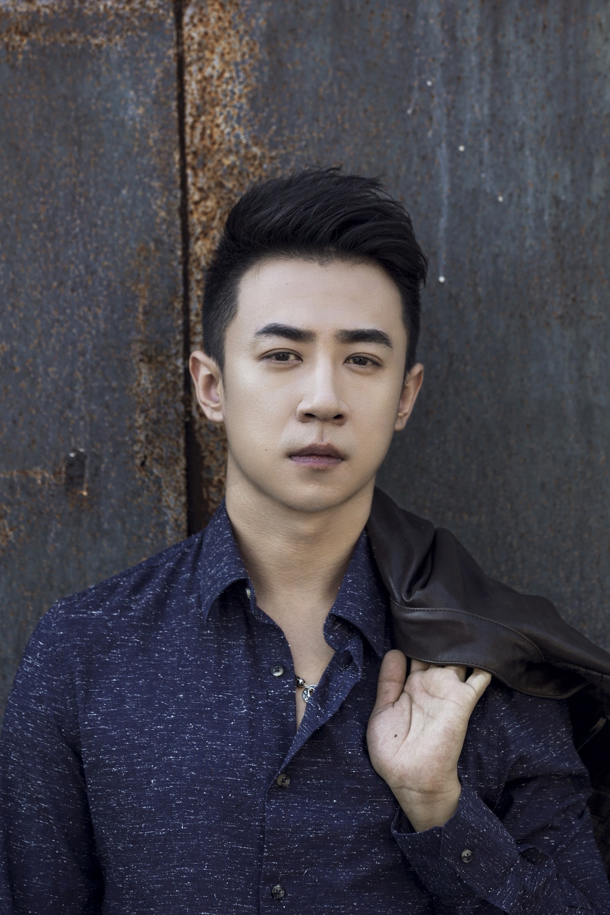 ="go18uvusev">张维伊,1988年1月9日出生于北京市,中国内地影视男演员