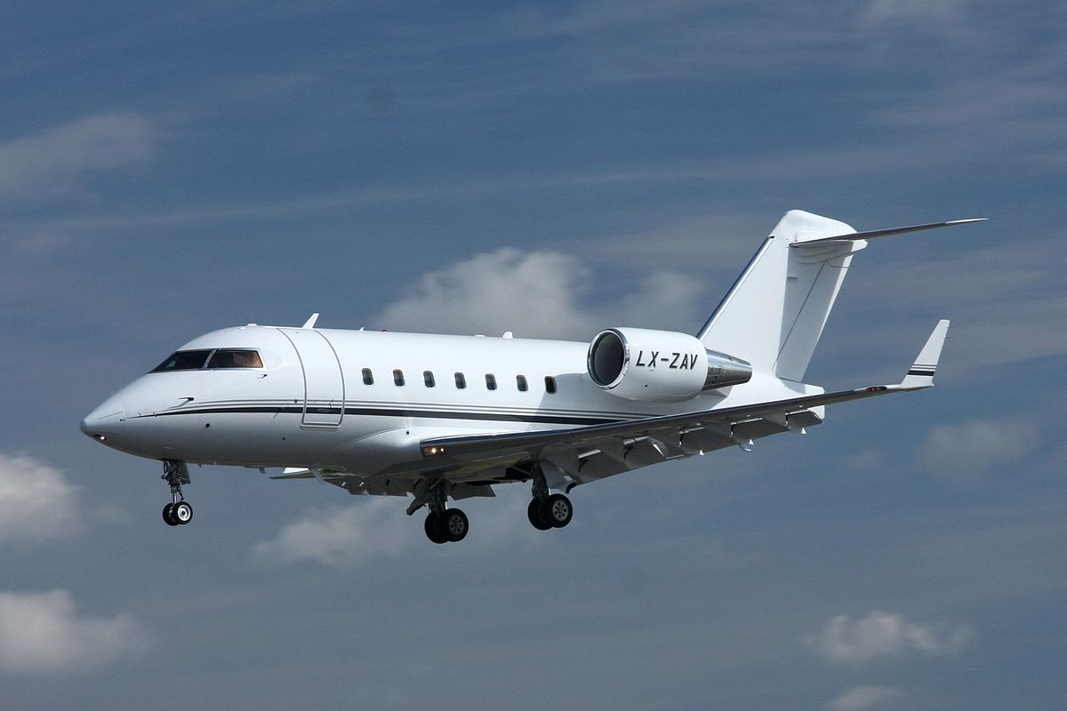 challenger 600 series),是由庞巴迪宇航集团的加空宇航集团研制的双