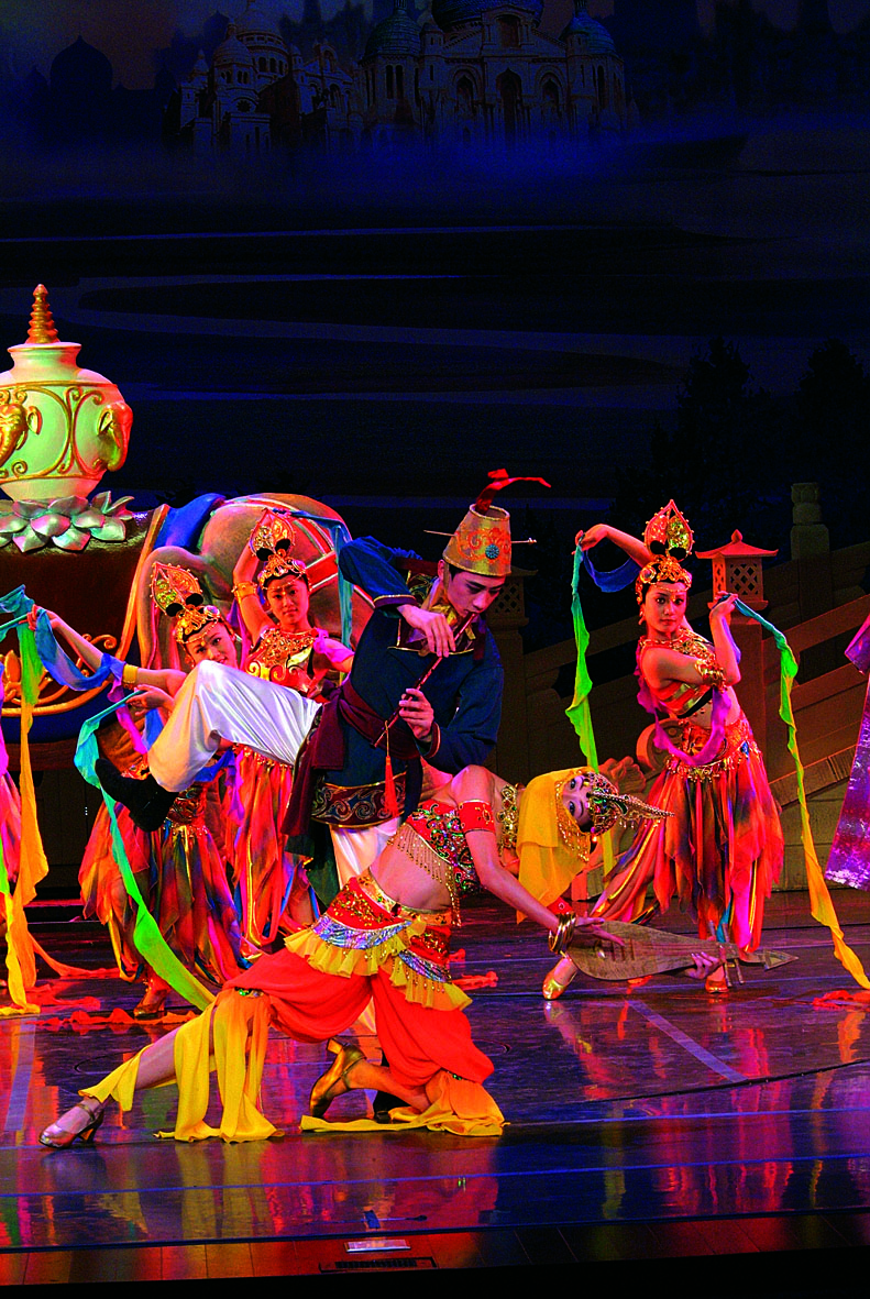 沈晨,1971年4月出生于江苏南京,祖籍浙江<a