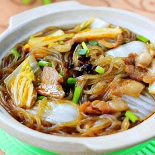 白菜猪肉炖粉皮