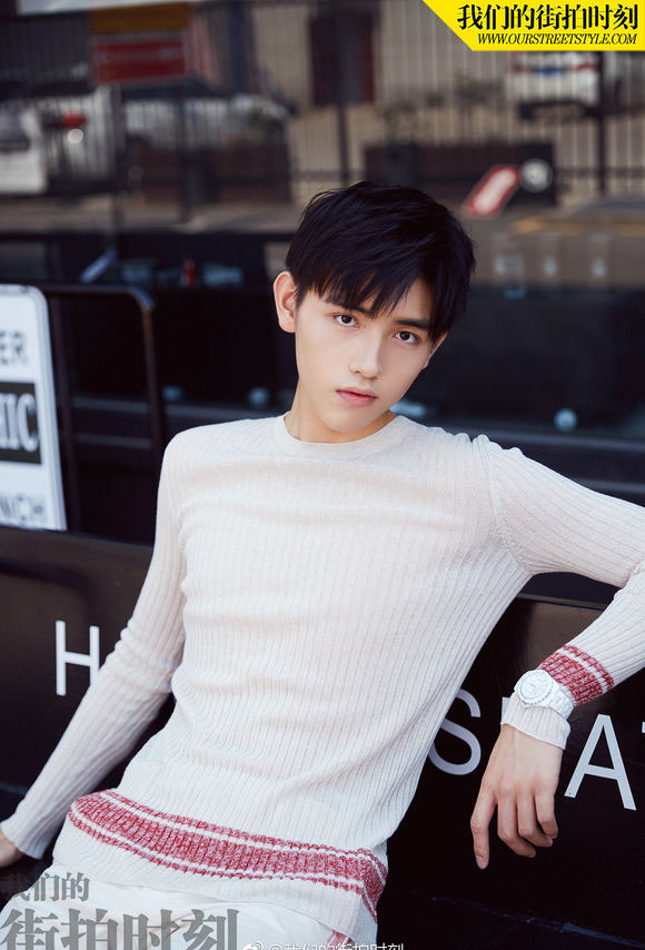  p>陈飞宇,2000年4月9日出生于美国,中国影视男演