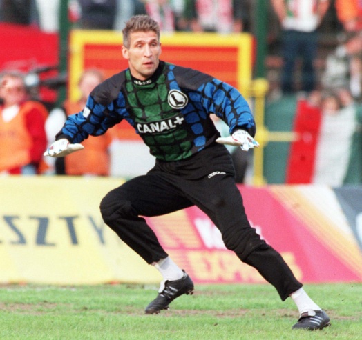  p>马切伊·什琴斯尼(maciej szczesny)1965年6月28日出生于华沙,波兰