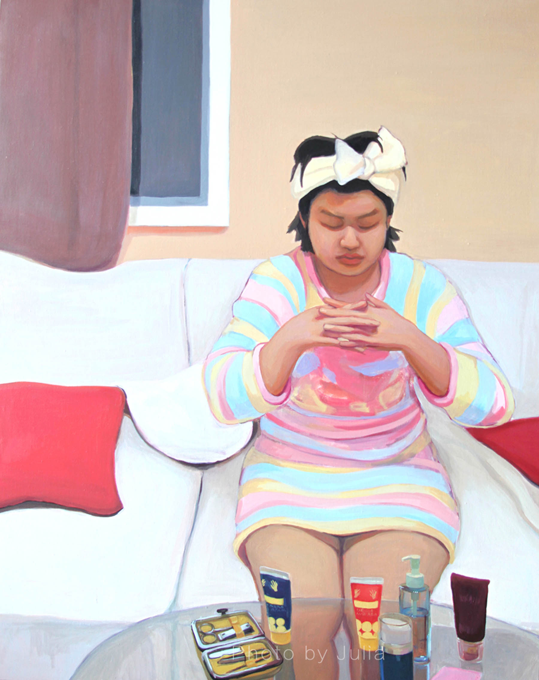  p>朱琳(julia),女,1987年生于中国安徽,中国当代青年独立艺术家之一