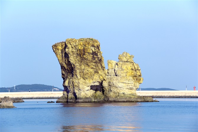  p>长海县,辽宁省大连市辖县,位于长山群岛,属于长白山山脉的延伸部分