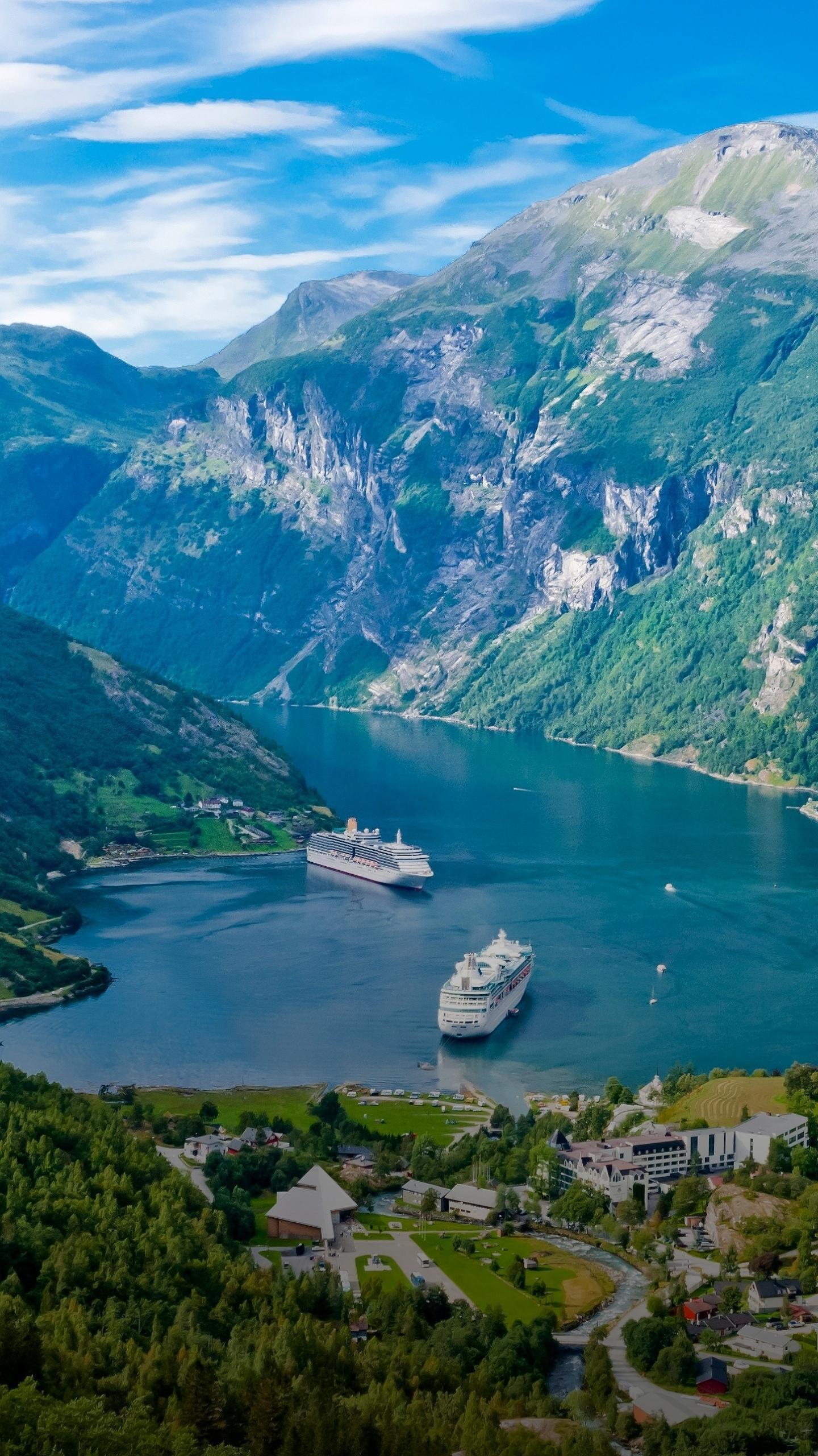  p> a target="_blank" href="/item/峡湾/1625200" data-lemmaid="