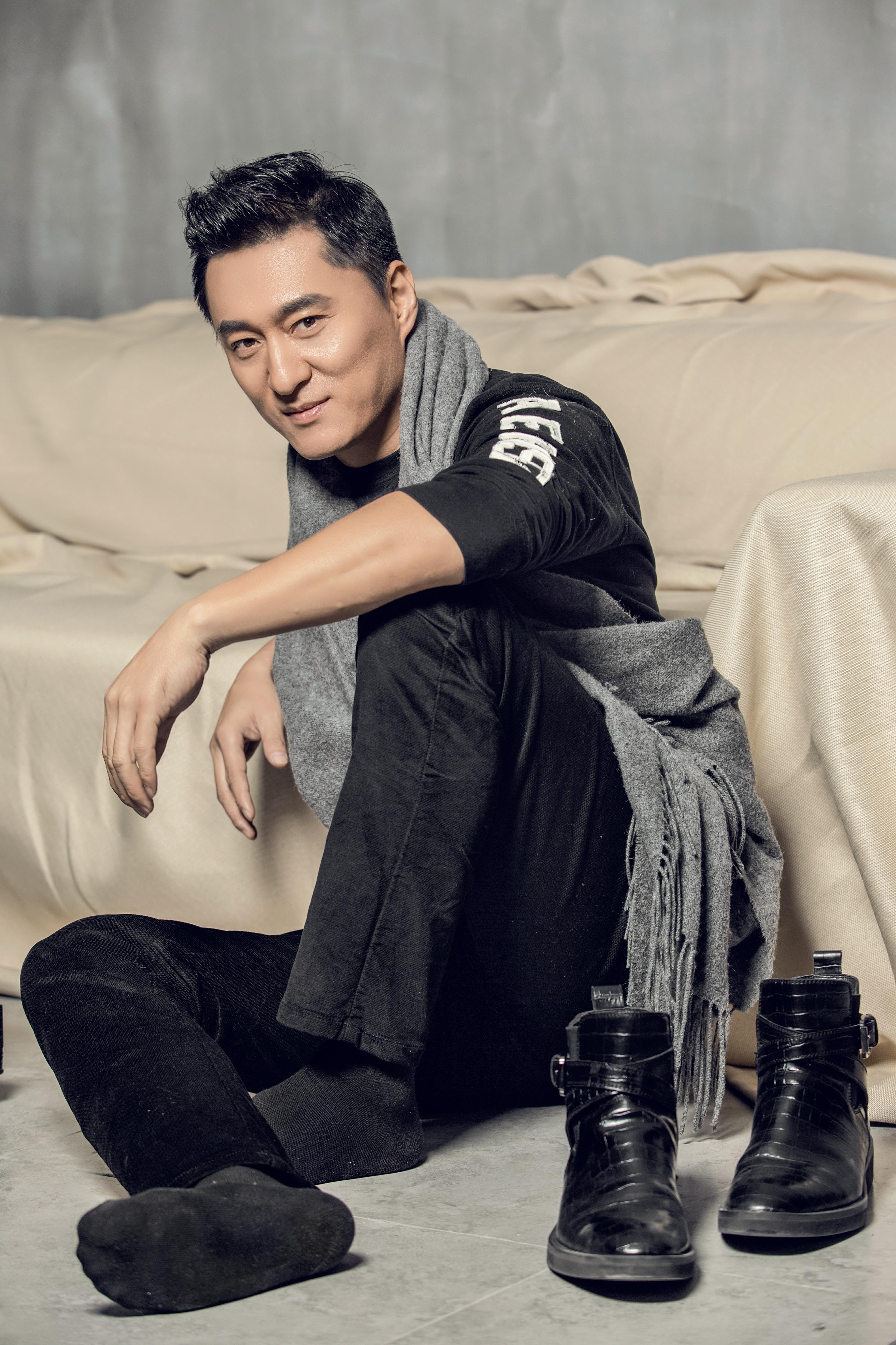  p>李亚天,出生于1973年11月6日,中国内地男演员,毕业于 a target="