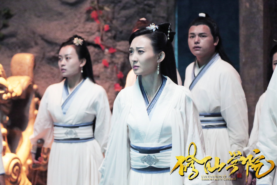  p data-id="gnzmi8shcy">《修仙学院》是一部古装仙侠电影,由战波