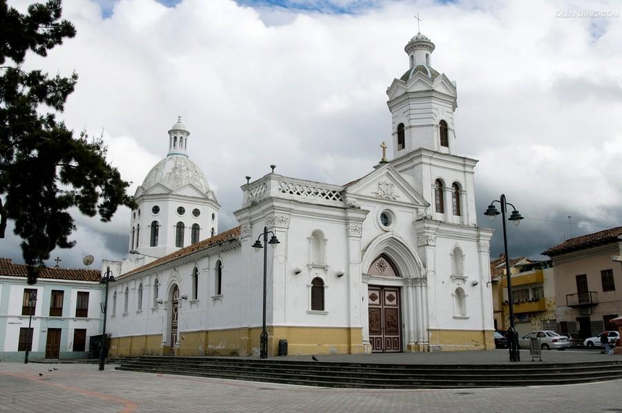 " data-lemmaid="398390">西班牙语 /a>:república del ecuador)