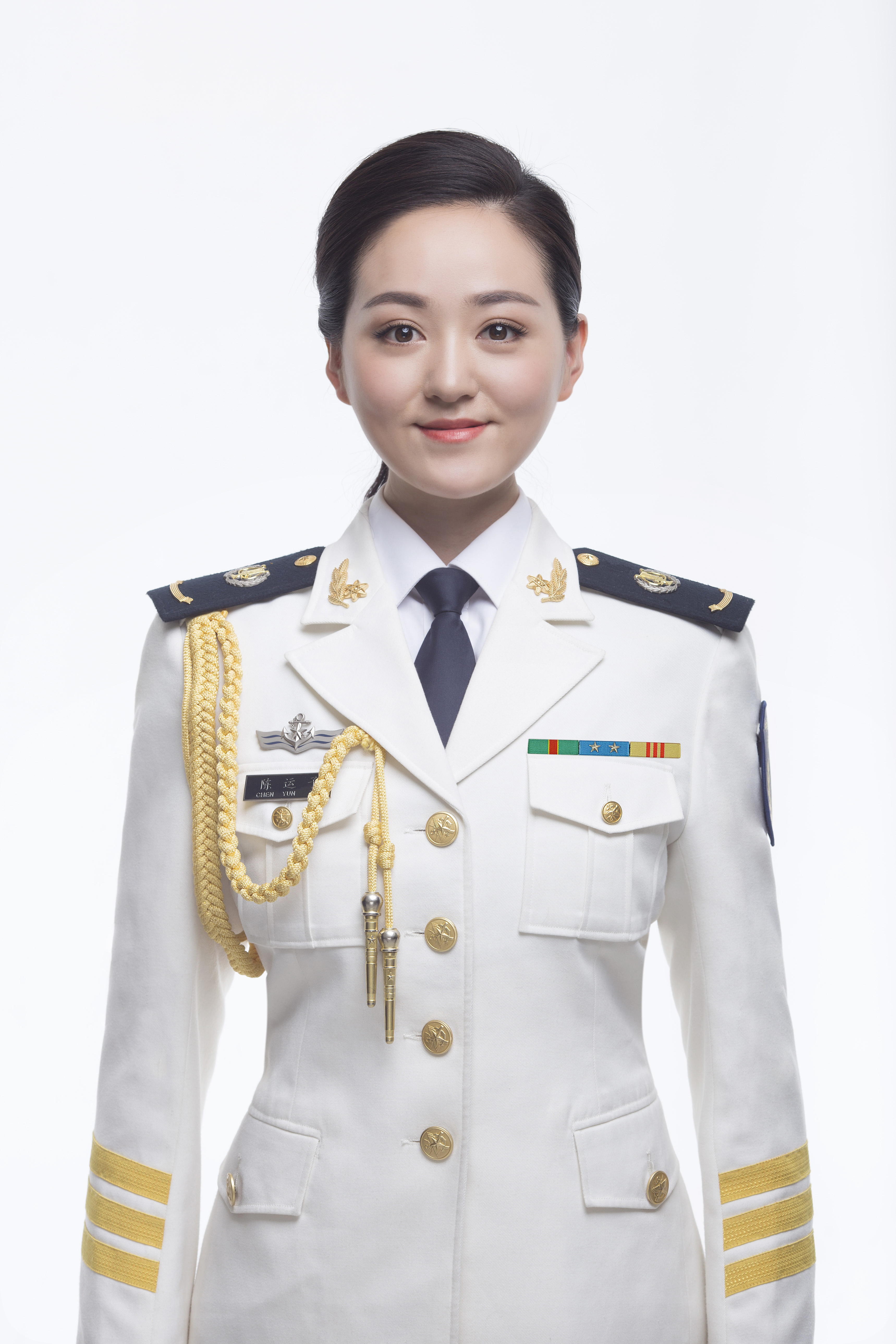 籍贯湖南 a target="_blank" href="/item/常德">常德 /a>,海政文工团