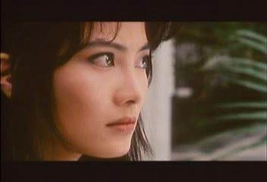 《危情追踪》是由香港名威影业公司出品,刘诚导演的电影,钱小豪,杨丽