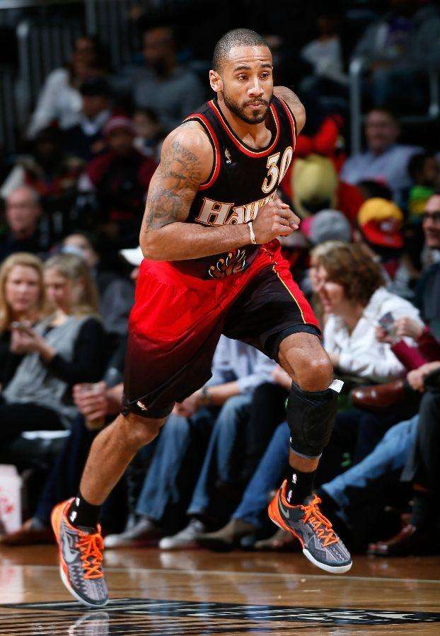  p>邓台·琼斯(dahntay jones),1980年12月27日出生于美国 a href="#"