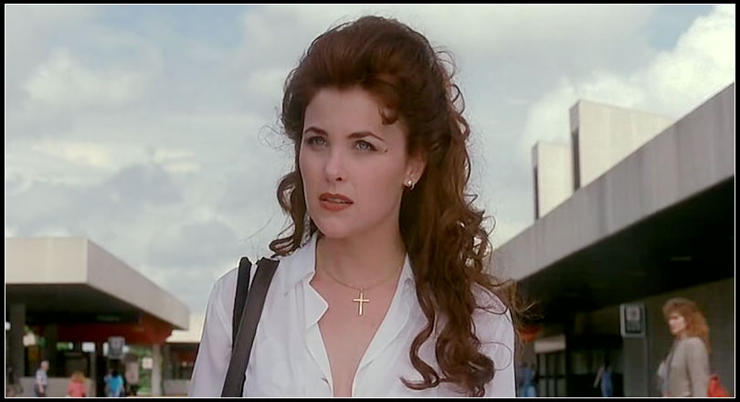 《情碎海伦娜》是 a href="#" data-lemmaid="14758521">詹妮弗·林奇