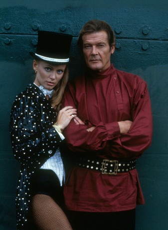  p>《007之八爪女》是美高梅,联美联合出品的动作