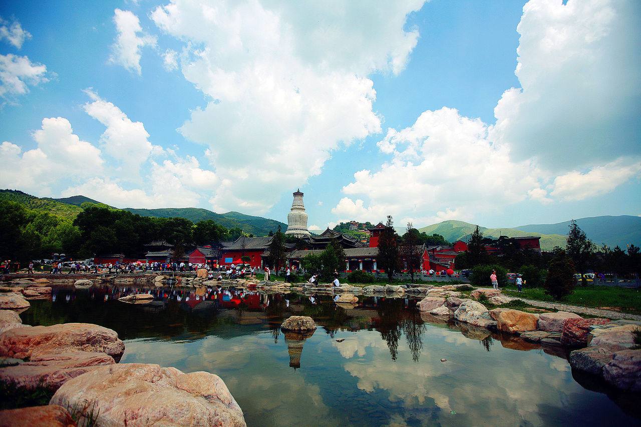  p>五台山,位于 a target="_blank" href="/item/山西省/365266" data