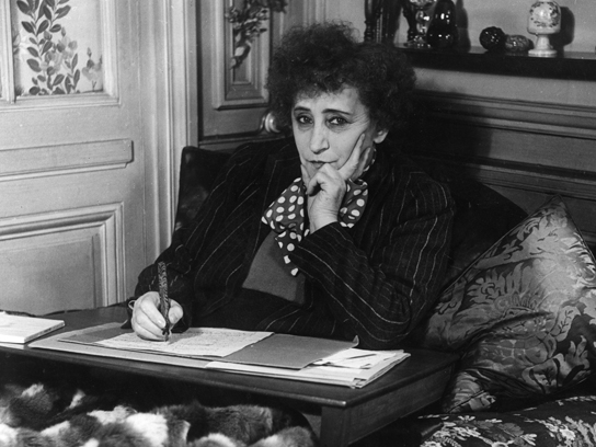 2xk6">西多妮·加布里埃尔·科莱特(1873--1954年),法国国宝级女作家