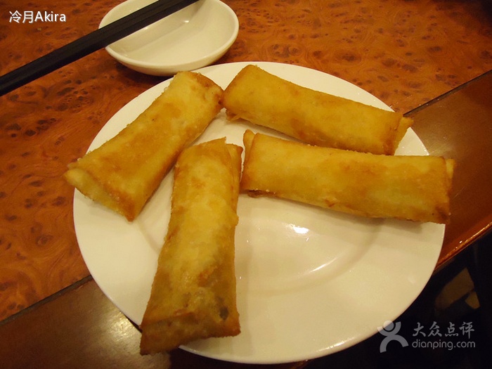  p>富春小笼(愚园路店)是位于上海静安区愚园路650号(近镇宁路)的一家