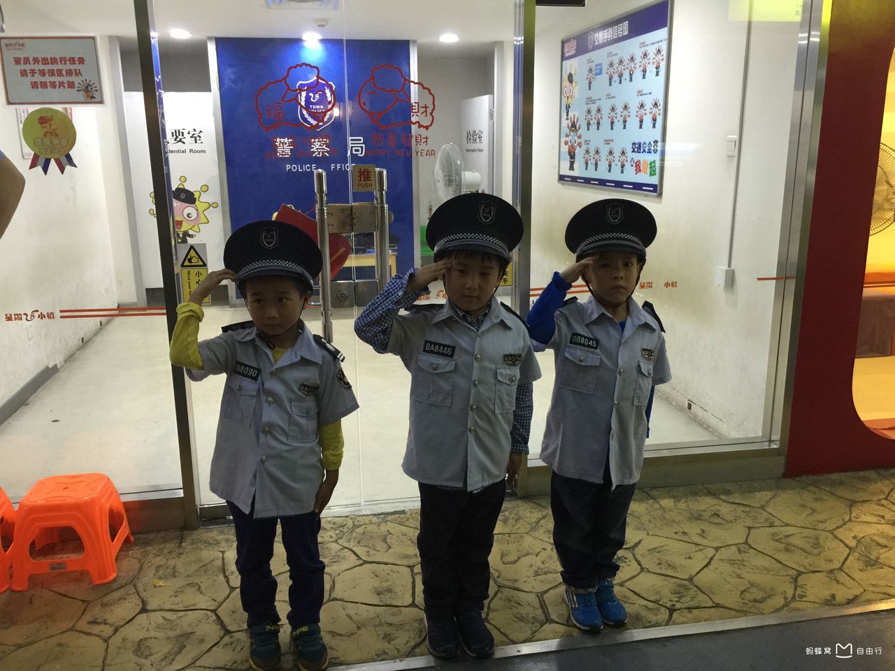  p>上海星期8小镇是国内首家采用星期8模式的儿童育乐场所,专为 3-13