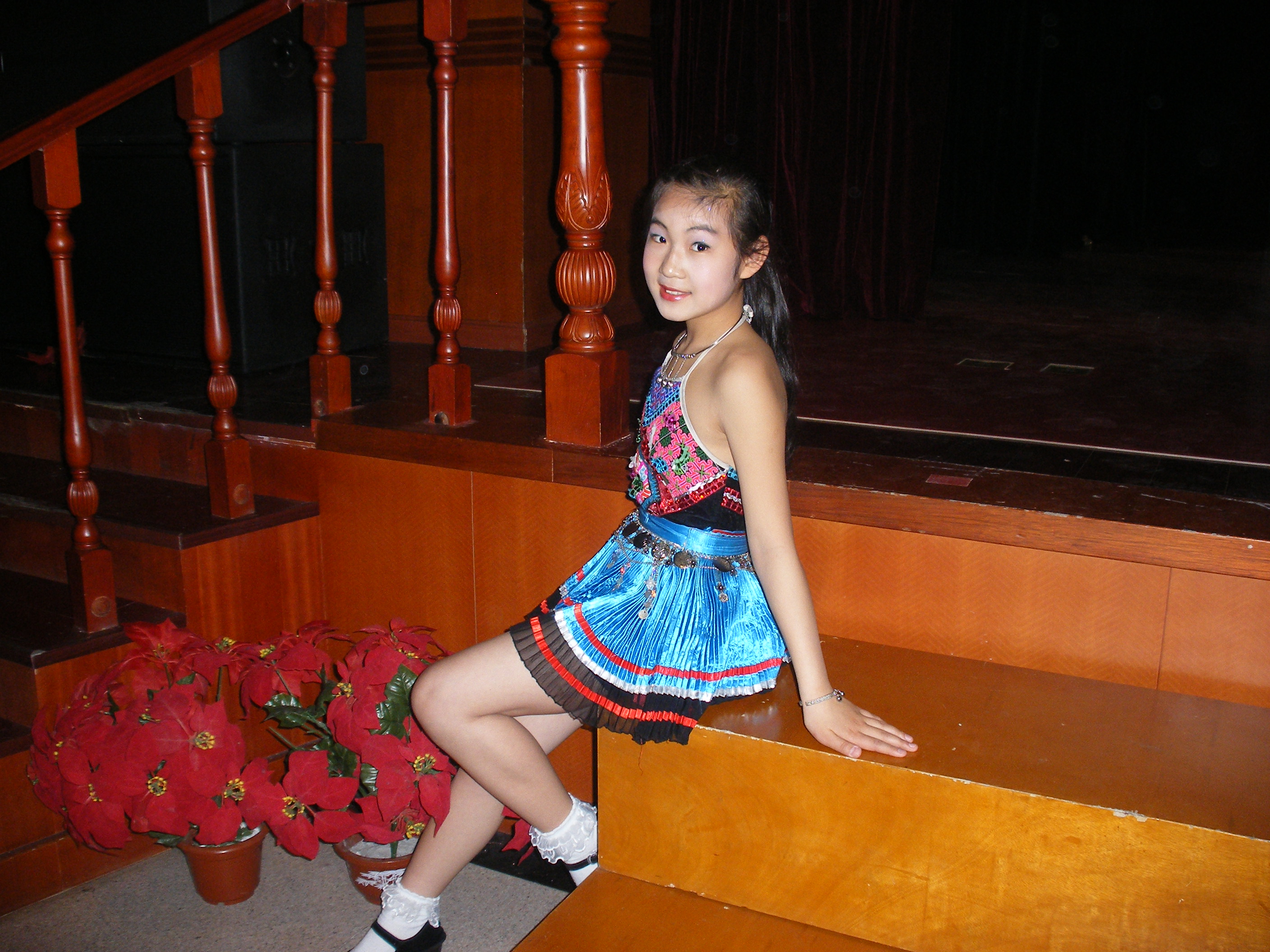  p>《五星红旗我爱你》是由张美辰演唱一首儿童歌曲,由姜延辉作词