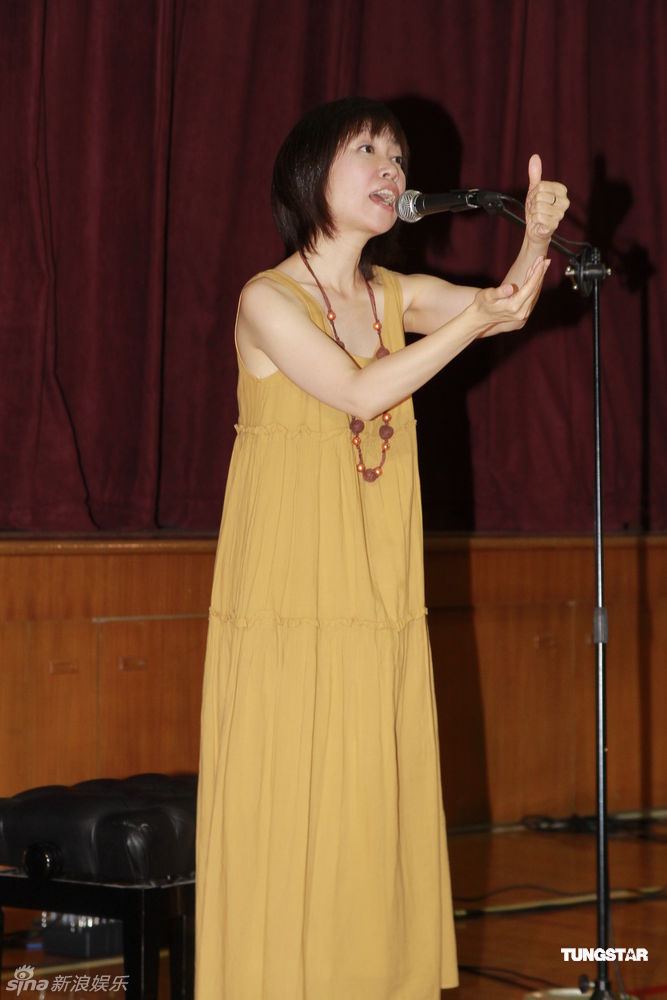  p>藤田惠美(英文名emifujita),1963年5月15日出生于东京都清濑市