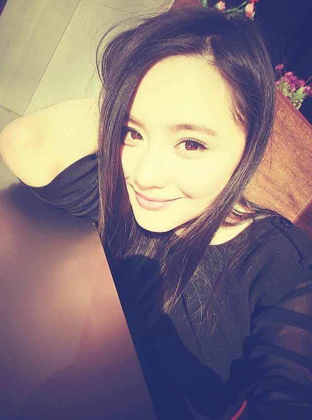  p>艾如,1989年12月26日出生于四川雅安,中国内地女演员,四川力达士