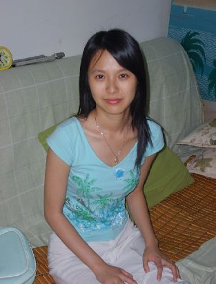 陈盈,1983年1月5日出生,中国 a target="_blank" href="/item/围棋