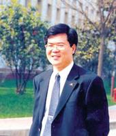 荣毅超