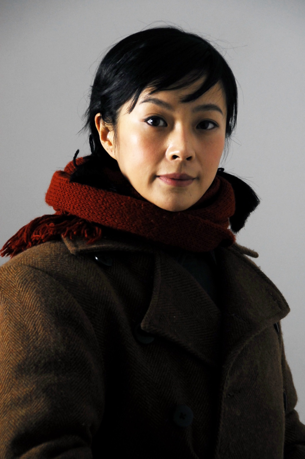  p>苏岩,1974年9月5日生于山东省济南市,中国内地女演员,毕业于 a