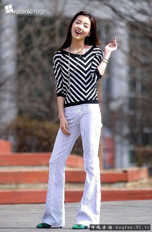  p>苏怡贤,1984年8月28日出生于韩国全罗北道全州市,韩国女演员,主持