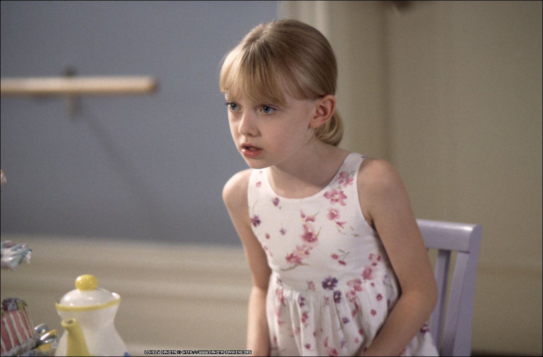 范宁(dakota fanning),1994年2月23日出生于美国佐治亚州,美国女演员