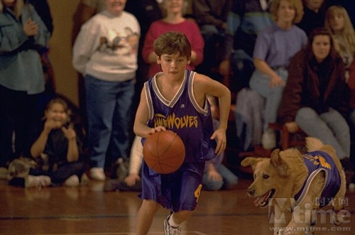 神犬也疯狂airbud:spikesback(2003)