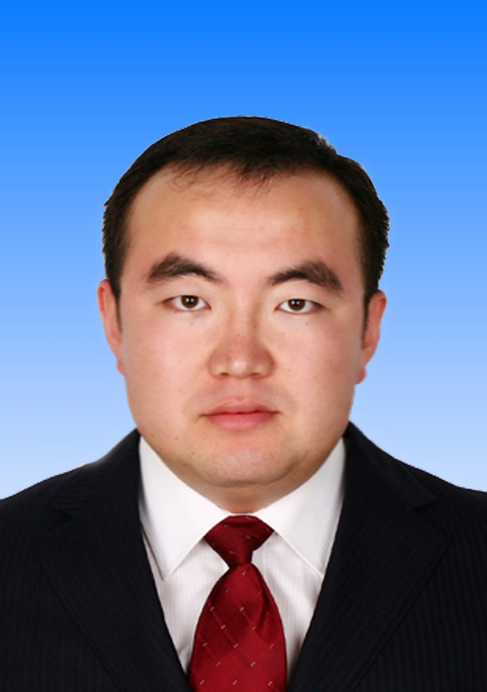  p> span class="ref" data-ctrid="trnsxc8zck1n">苏力德,男,蒙古族