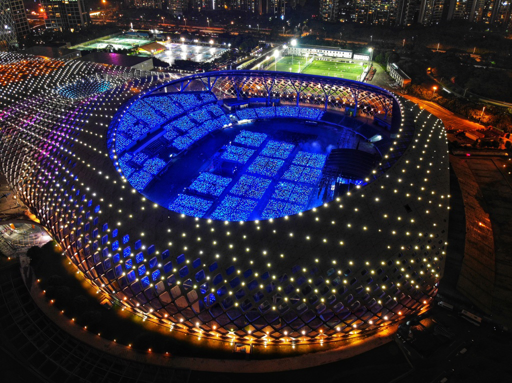  p> a target="_blank" href="/item/华润深圳湾体育中心/18777219"