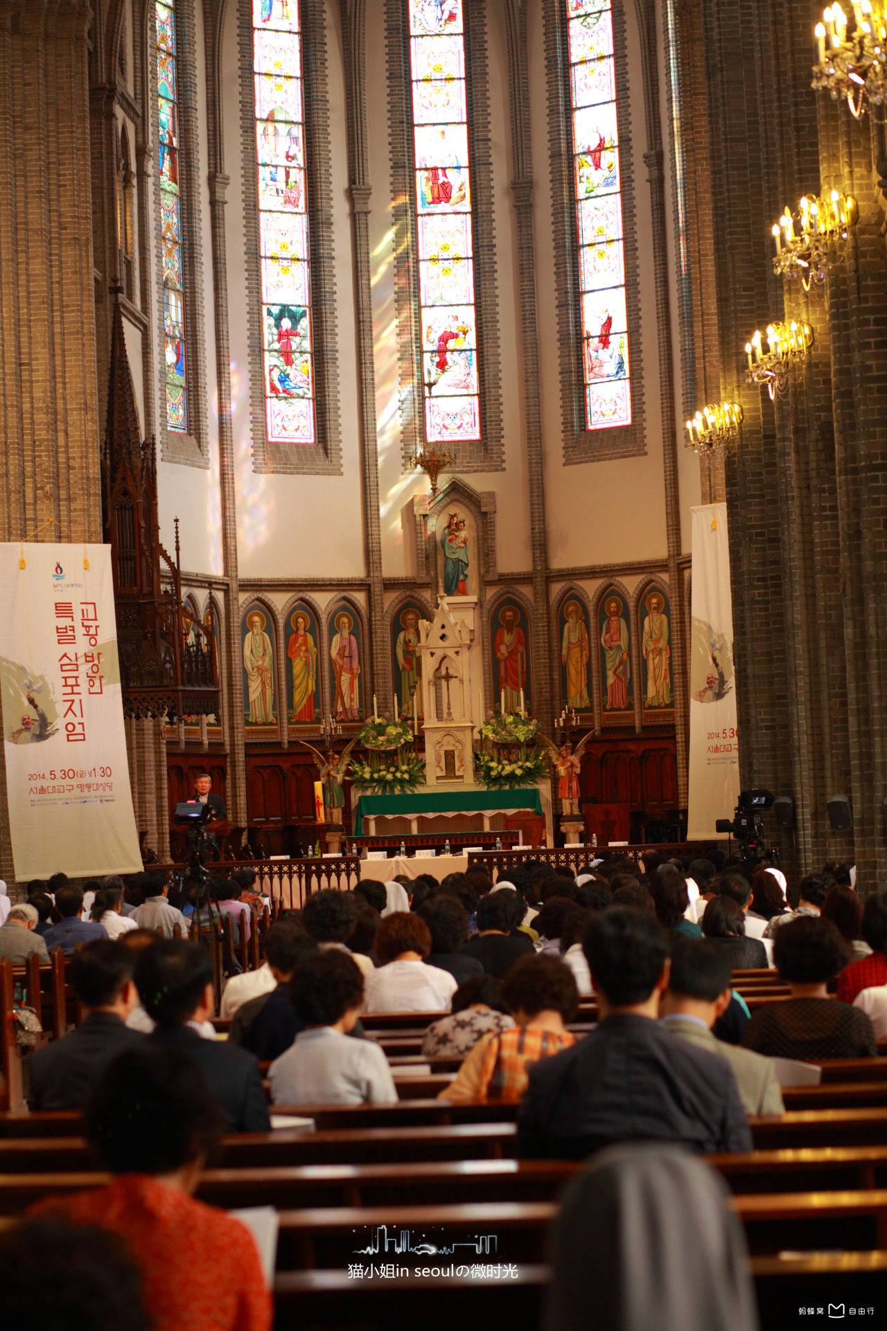  p>首尔大教区主教明洞天主教堂,是韩国最早的本地教堂,也是韩国 a