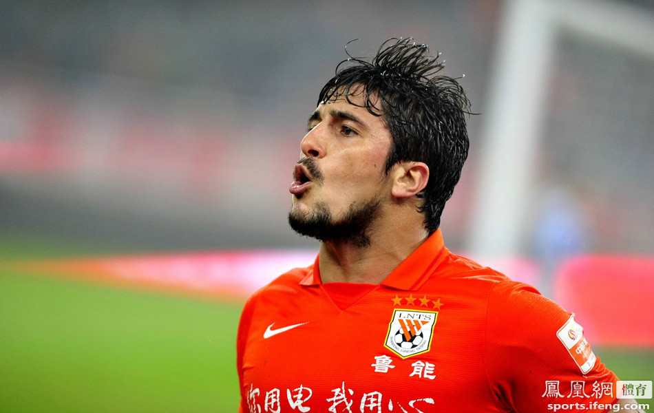  p>洛国富,原名阿洛伊西奥·多斯·桑托斯·贡萨尔维斯,简称阿洛伊