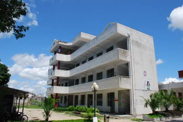 诏安县桥东中学