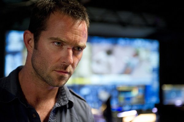  p data-id="gnwlfe9sl0">苏利文·斯坦普莱顿 i>(sullivan stapleton