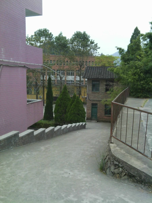  p>福建省 a href="#">古田县 /a>第六中学创办于1956年秋,时称培新