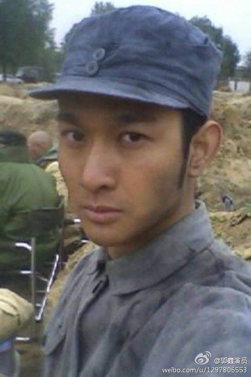 ,出生于山东省,中国内地影视男演员,毕业于中央戏剧