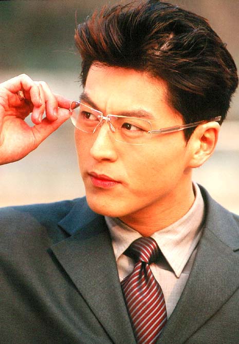 myeongnyang sonyeo seonggonggi