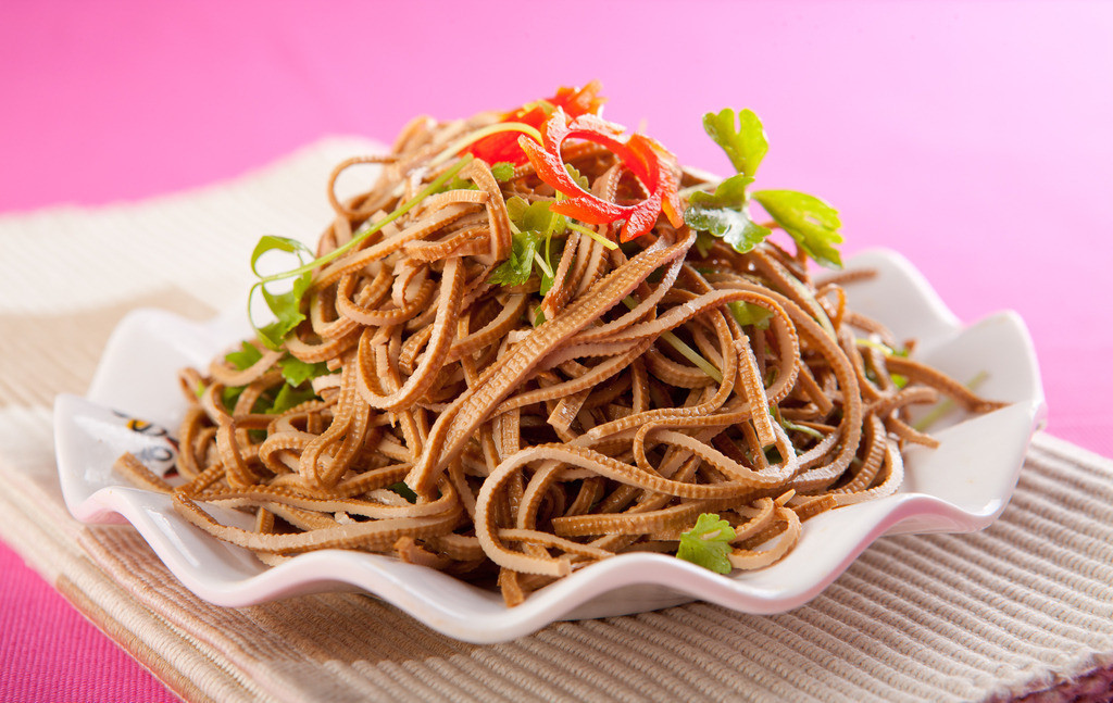 芫爆豆腐丝