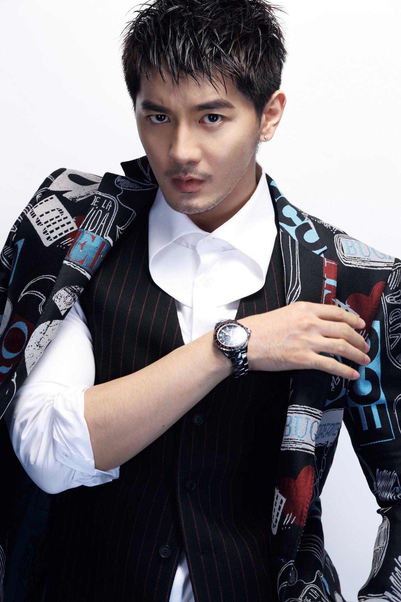  p>刘潮(ryan,      ),1989年5月25日出生于北京市,中国内地影视男