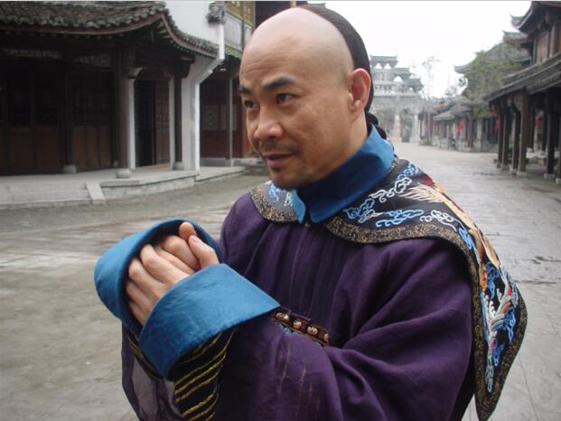  p>张春,中国实力派 a target="_blank" href="/item/演员/3106682"