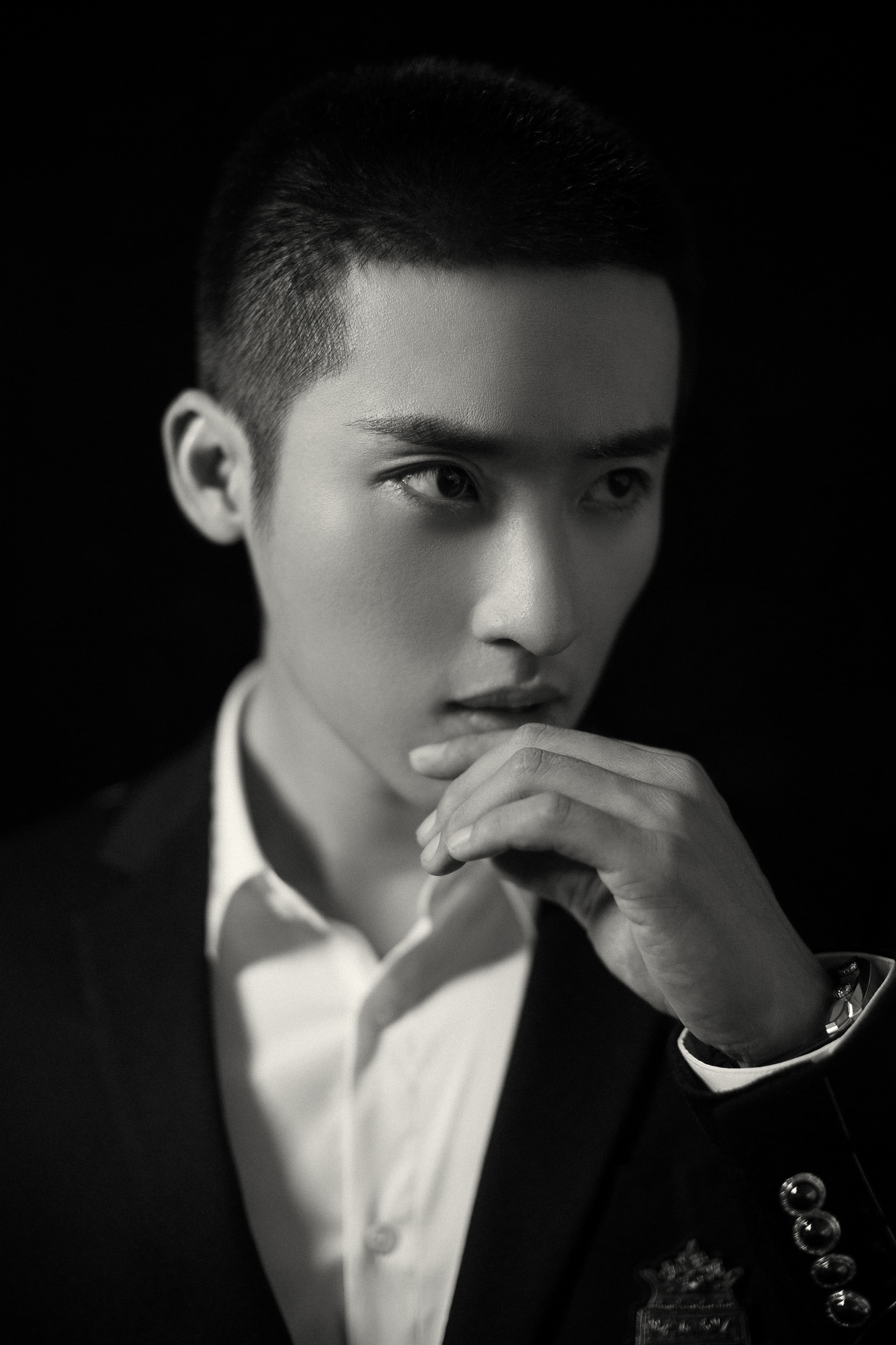 张赫(英文名:z ryan),1984年9月17日出生于辽宁省沈阳市,中国内地男